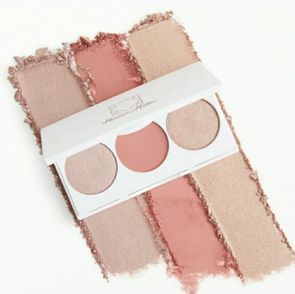 OFRA Other - ⚡OFRA COSMETICS⚡OFRA×Madison Miller Squad Pallet